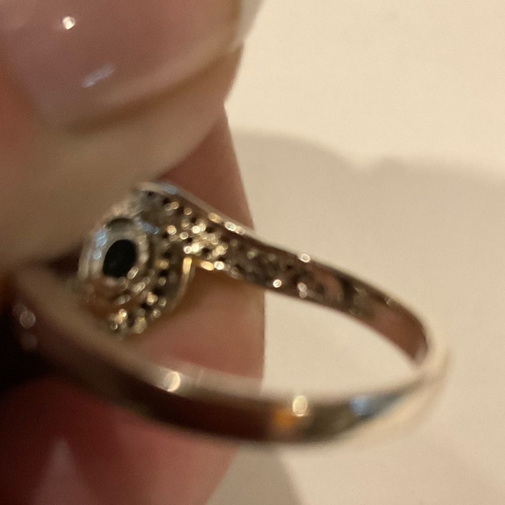 Adorable Blue Stone Ring   - Picture 6 of 6